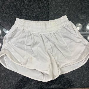 2 pairs of white lululemon shorts size 6